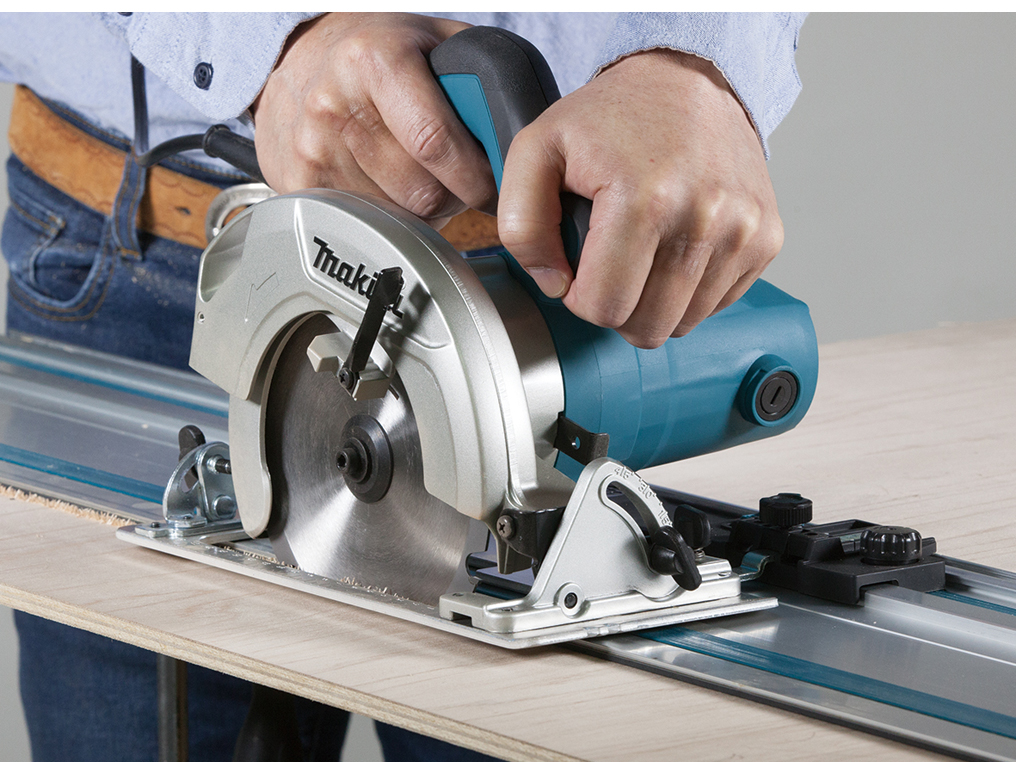 Заточник деревообрабатывающего инструмента. Makita hs6601. Пила циркулярная Makita hs6601.